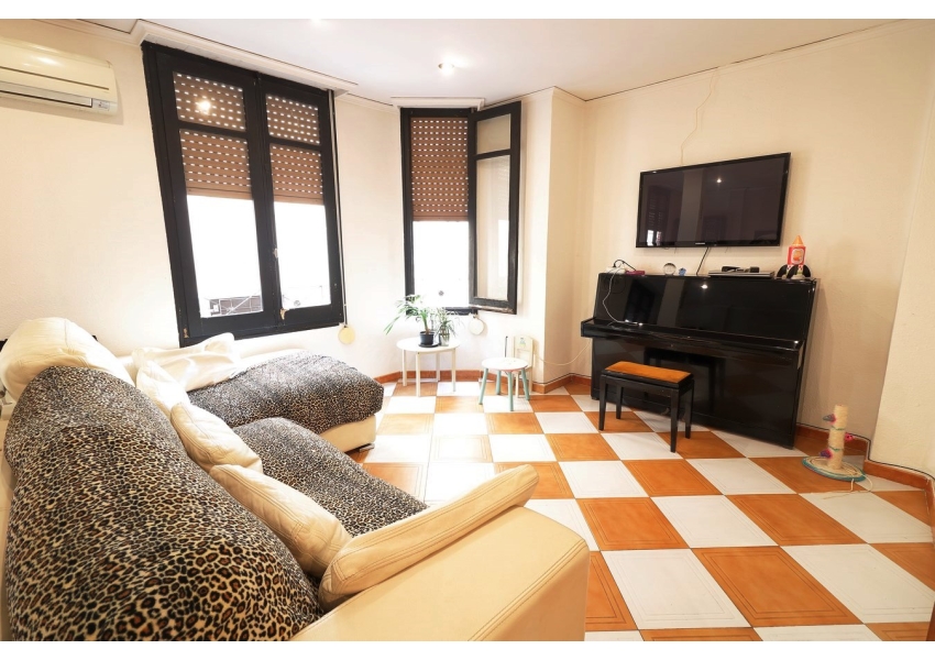 Apartament w Walencji w najdroższej części miasta